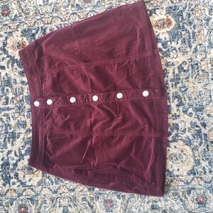 💥4/$20 Melville Medium Burgundy Velvet Mini skirt. Size Medium.